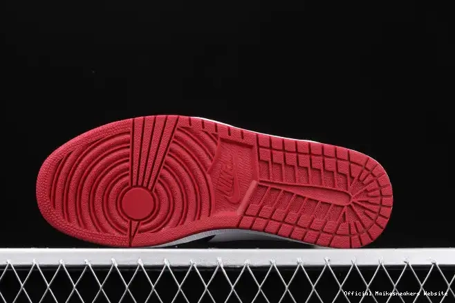 Official Maikesneakers 555088-062 Jordan High Air 1 OG Bloodline 0324